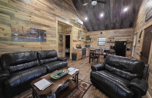 Board Camp Cabin | Ride your ATV 3 miles to WPG, Cozy Cabin, Slps 5