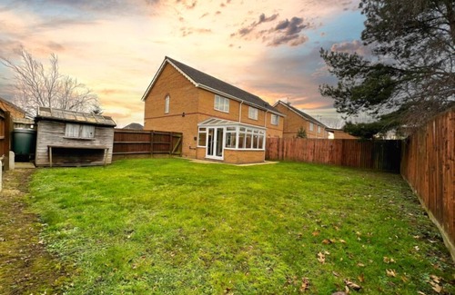 Boston House | Rider Gardens Holiday Home