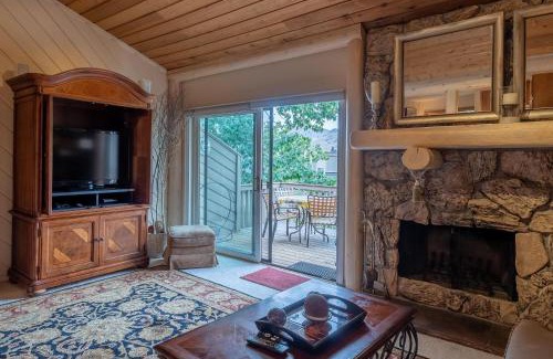 Elkhorn Village House | Ridge Condo 2617