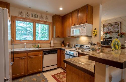 Elkhorn Village House | Ridge Condo 2617