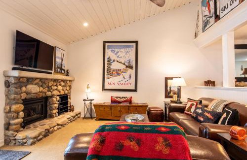 Elkhorn Village House | Ridge Condo 2639