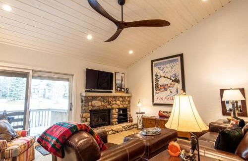 Elkhorn Village House | Ridge Condo 2639