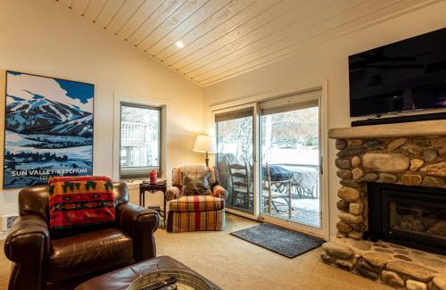 Elkhorn Village House | Ridge Condo 2639