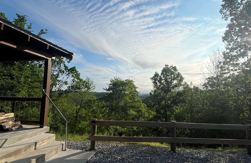 Mountain View Cabin | Ridge Life Lodge