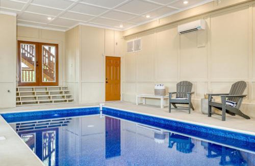 Wears Valley House | Ridge View by AvantStay 15mins from Pigeon Forge w Pavilion Indoor Pool Hot Tub