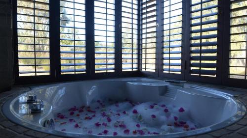 Trawal Bed & Breakfast | Ridgemor Villa