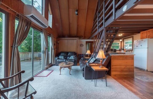 Rileyville House | Ridgeview Mountain Cabin