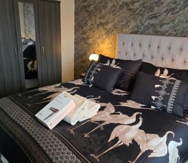 Harrowgate Hill House | Ridgeway House