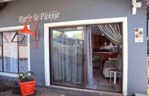Amanzimtoti Apartment | Rietjie Se Plekkie