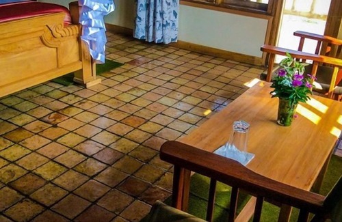 Rubirizi Cabin | Rift Valley Game Lodge