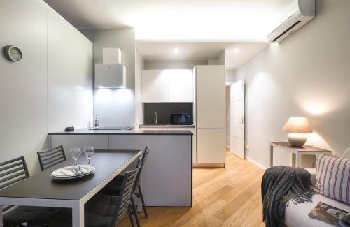 Tricolore Apartment | Rifugio Chic in Centro Milano