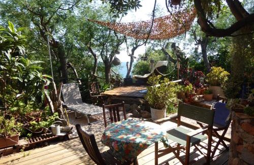 Saint-Raphael House | Rifugio Storico sul Mare