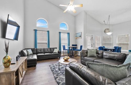 Lake Davenport Estates House | Riggs Beautiful 5BR Pool Home Close to Theme Parks
