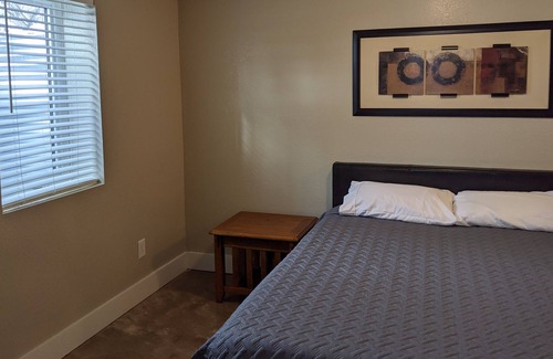 Bismarck House | Right Downtown