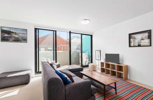 Geelong Apartment | Right in the centre of town