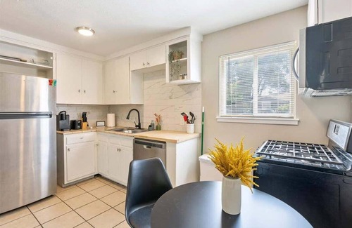 South Salt Lake House | Right off i15, Nibley Golf Course, Fits Park