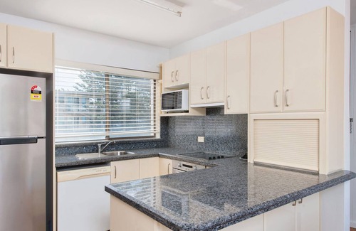 Soldiers Point Apartment | Right on the water at Soldiers Point