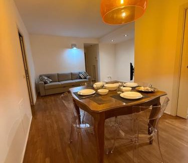 Rimini Apartment | Rimini centro - Residenza Romy con giardino - 5 posti letto