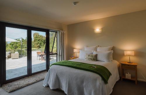 Hokitika Cabin | Rimu Lodge