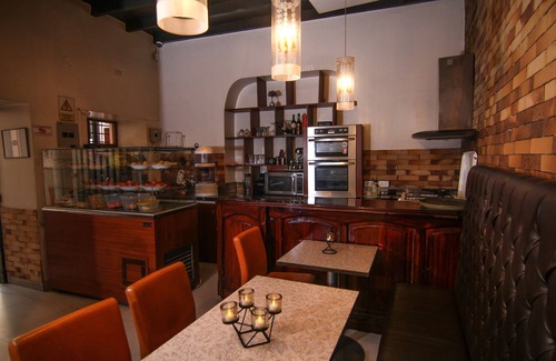 Quito Historic Center Hotel | Rincón Familiar Hostel Boutique