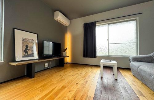 Anan House | Rino-Haku 01