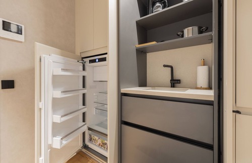 Palacio Apartment | Rio by Wynwood House
