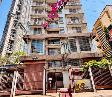 Malad West Bed & Breakfast | Rio House Service apartment Malad