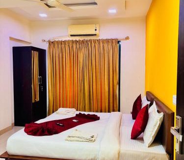 Malad West Bed & Breakfast | Rio House Service apartment Malad
