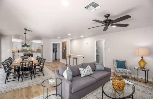 Stonewall House | Rio Ranchito, Hot tub, River front, Fire Pit!