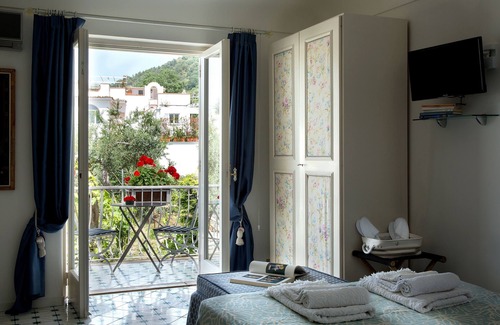 Anacapri Bed & Breakfast | Riolinciano14 B&B