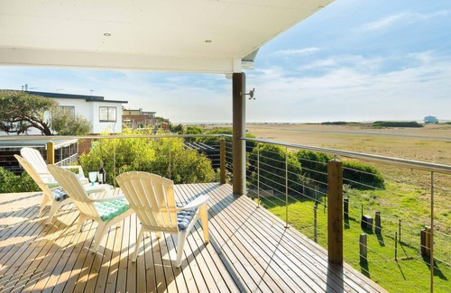 Cape Woolamai House | Riptide @Cape Woolamai - sleeps 8