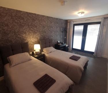 Gaeltacht Quarter Apartment | Rise at the Belfast Murals