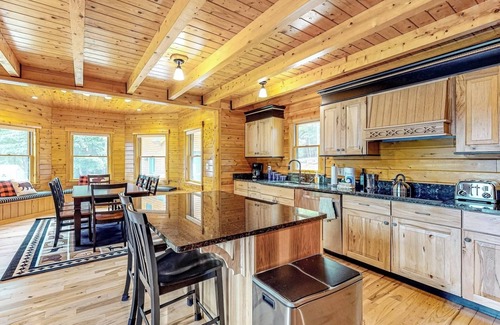 Rockwood House | Rise n' Shine Maine - A Lakefront Loghouse in the Woods