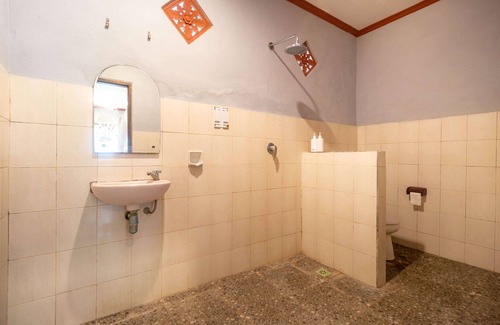 Amed Hotel | RISING STAR DIVE RESORT