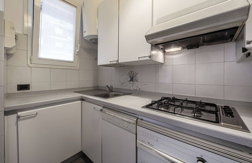 Rondinella - Baraggia - Restellone Apartment | Risorgimento 300 - One Bedroom Apartment, Sleeps 4