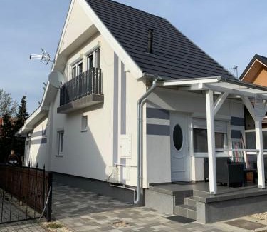 Bukfurdo House | Rita Apartmanház