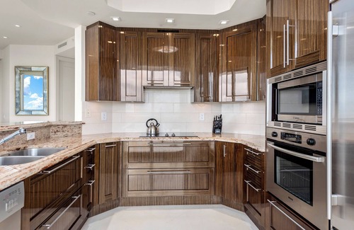 Singer Island Condo | Ritz-Carlton Oceanfront Penthouse - Hotel Amenities ★ by Guaranteed Rental™