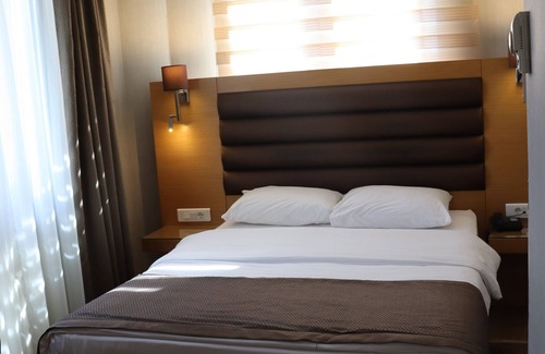 Talimhane Hotel | Riva Hotel Taksim