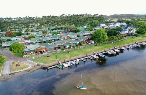 Plettenberg Bay Apartment | River Apartment in Gated Complex