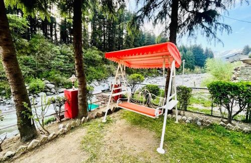 New Manali Hotel | River Bank Inn , Manali