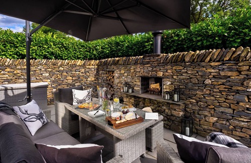 Bowland Bridge Cottage | River Barn