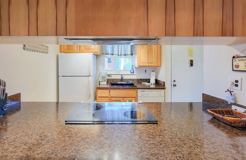 Welaka Condo | River Bend Resort - Pool View 2BR, 2nd floor #A205