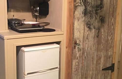 Harrisonburg Cabin | River Birch Cabin - By the Side Of the Road Inn and Cottages