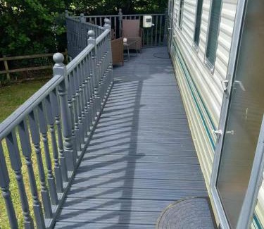 Llanfair Caereinion Ski Chalet | River Bliss in whelspool