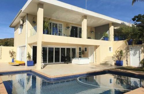 Berea Villa | River Bliss