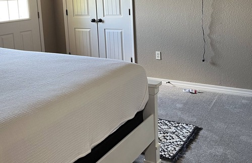 Cecil Apartment | River Chase "Bob's Place"
