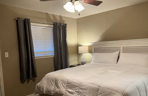 Cecil Apartment | River Chase "Ram's Place"