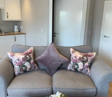 Fort William Apartment | River cottage
