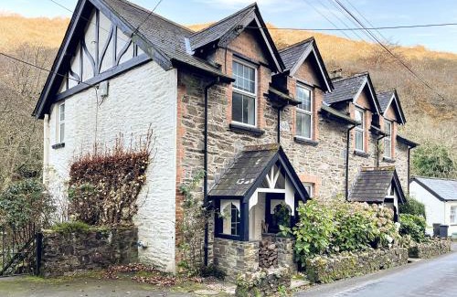 Lynton House | River Cottage in stunning location