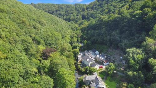 Lynton House | River Cottage in stunning location
